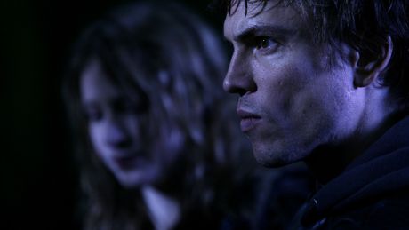 Le village des ombres - Trailer