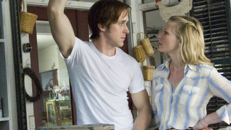 Love et Secrets - Trailer