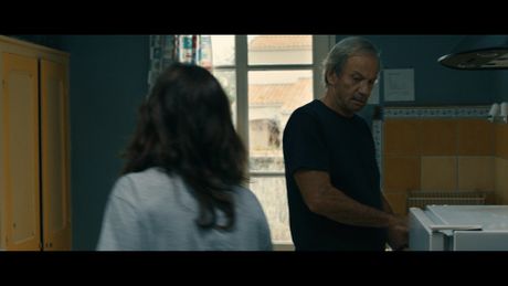 Bienvenue parmi nous - Trailer