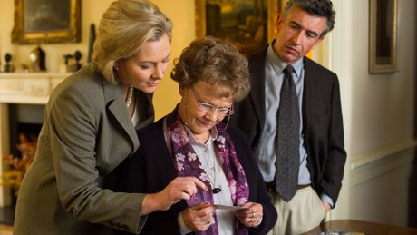 Philomena - Trailer