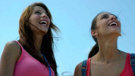 Carmen et Lola - Trailer