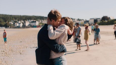 La dernière vie de Simon - Trailer