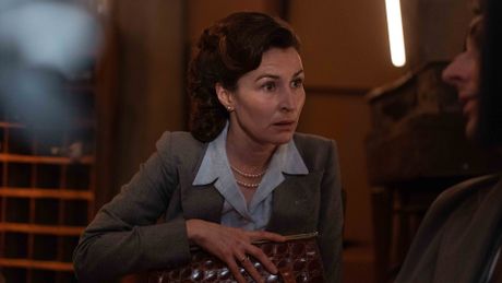 La reine du crime présente : les meurtres de minuit - Trailer