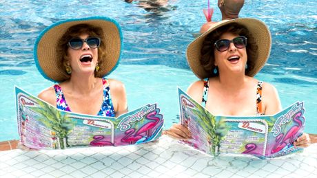 Barb et Star vont à Vista Del Mar - Trailer