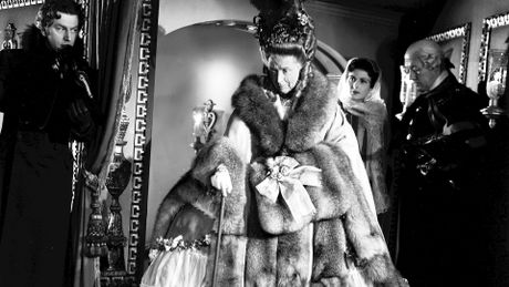 La reine des cartes - Trailer