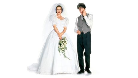 4 mariages et un enterrement - Trailer