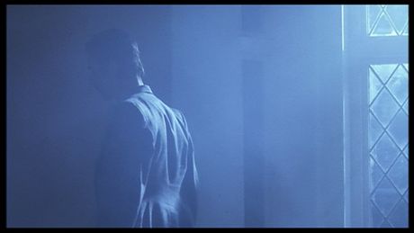 Travail au noir - Trailer