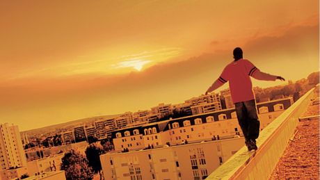 Aide-toi, le ciel t'aidera - Trailer