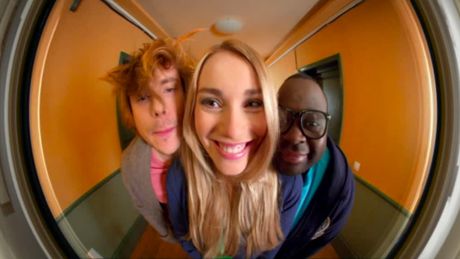 Nos chers voisins - Season 3 - Trailer