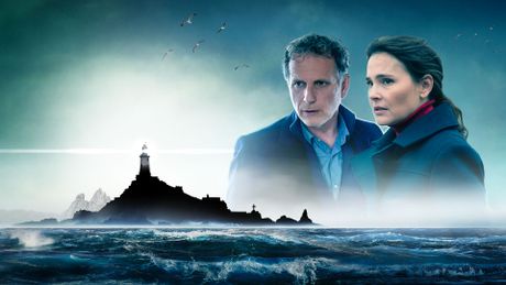 L'île aux 30 cercueils - Season 1 - Trailer