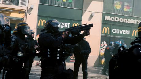 Un pays qui se tient sage - Trailer