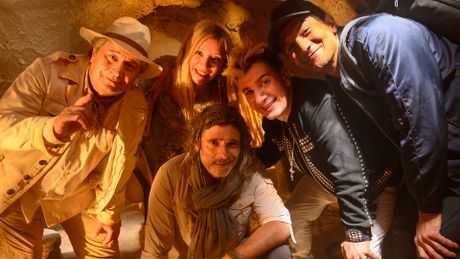 Rendez-vous chez les Malawas - Trailer