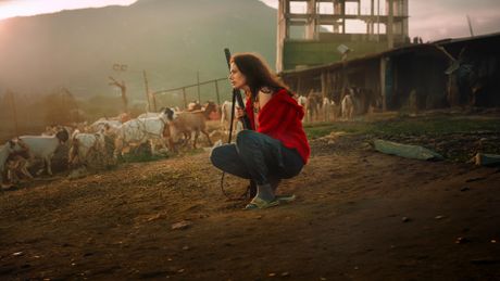Anna - Trailer