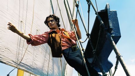 Un capitaine de quinze ans - Trailer
