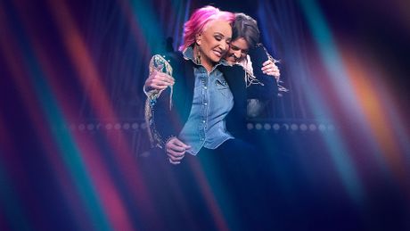 Le Retour de Tanya Tucker en Featuring avec Brandi Carlile - Trailer
