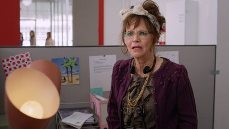 Hello, My Name Is Doris - Trailer