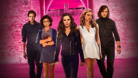 Vampire Academy - Trailer
