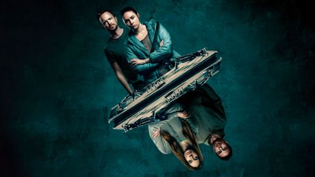 Dual - Trailer