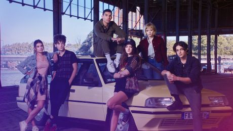 Les Grands - Season 1 - Trailer