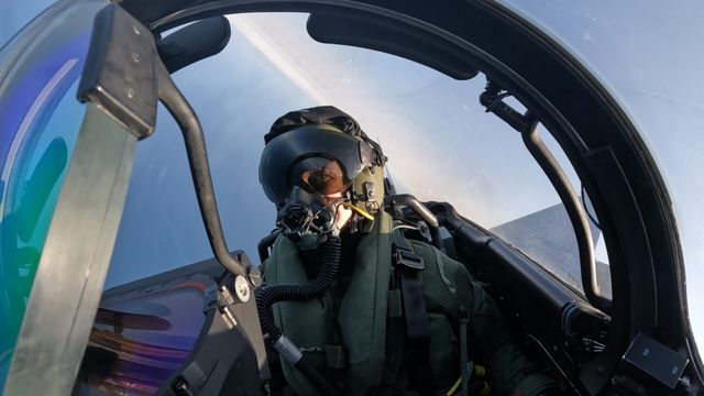 Top Guns : Pilotes d'élite - Saison 1