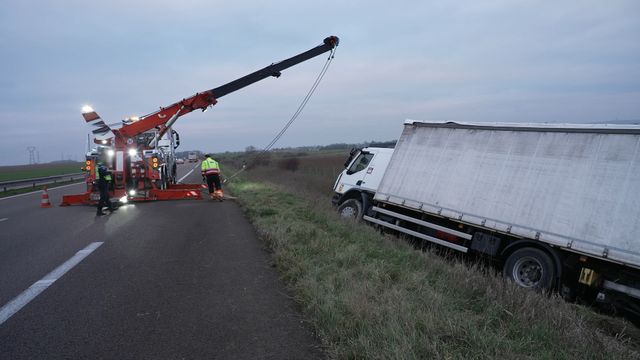 100 jours avec les dépanneurs de l'autoroute - Saison 3