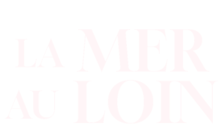 La Mer au loin